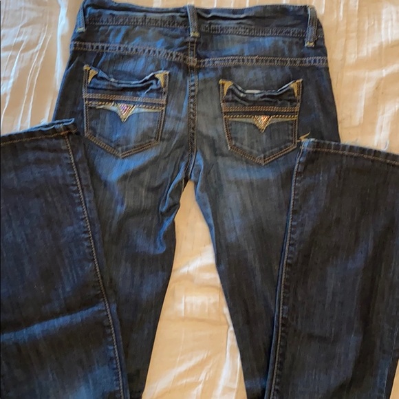 Guess Jeans - Picture 2 of 6